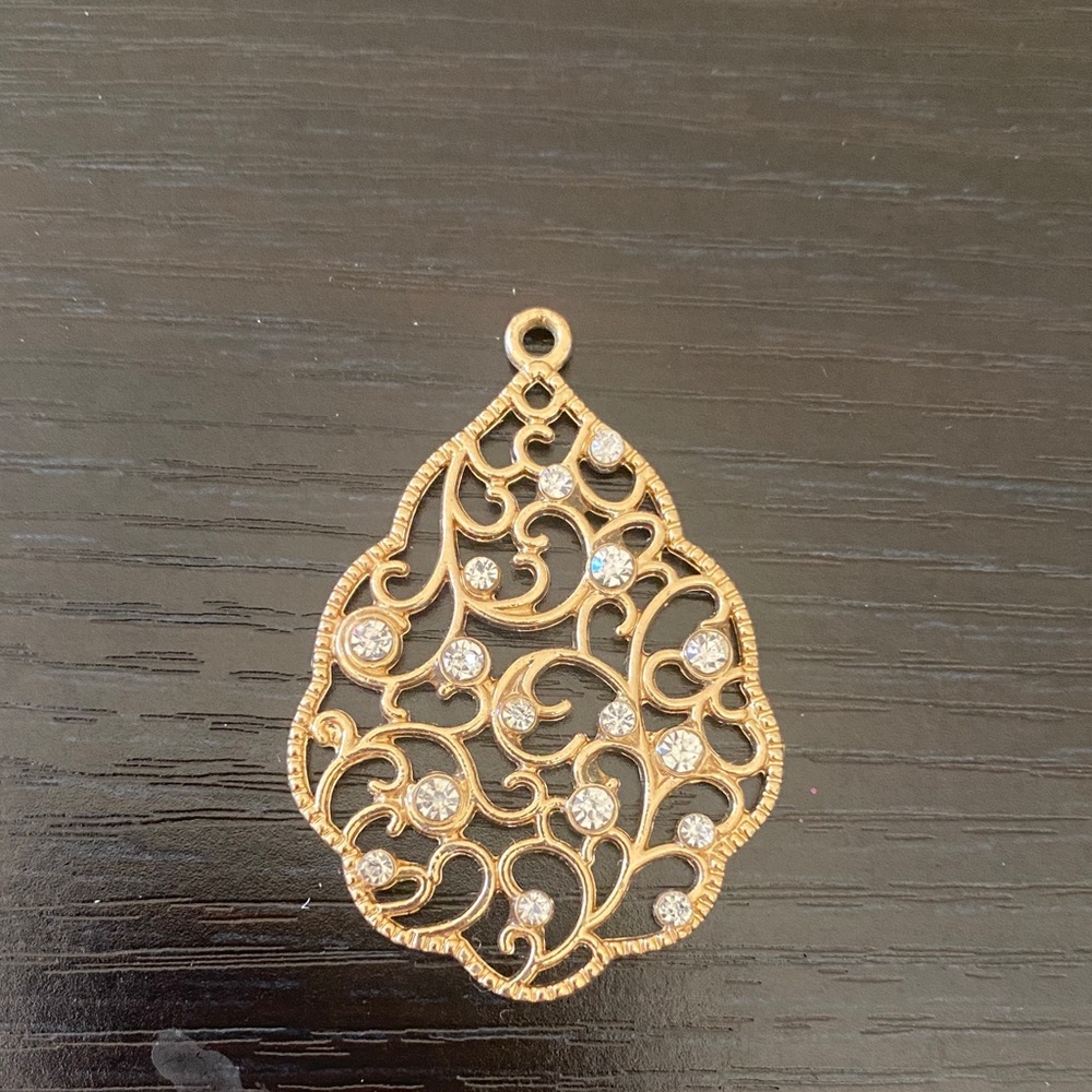 Filigree pendant